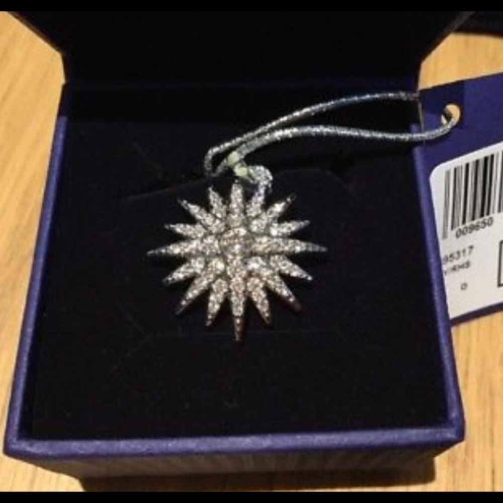 Swarovski Balthus Crystal Ring. Size 8. NWT💎💎